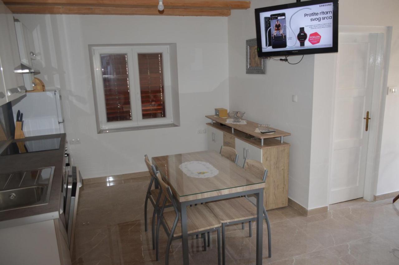 פרוויץ' שפורינה Studio Apartman Kata מראה חיצוני תמונה