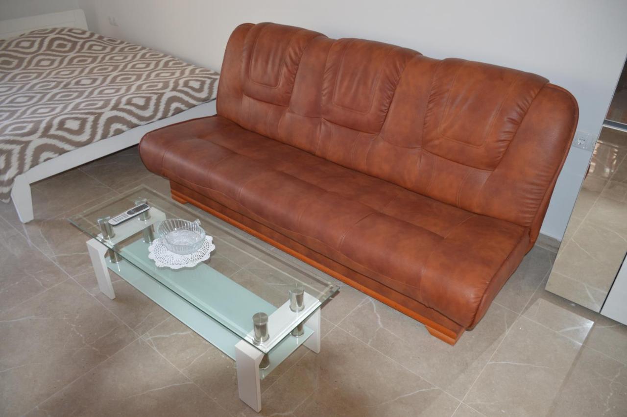 פרוויץ' שפורינה Studio Apartman Kata מראה חיצוני תמונה