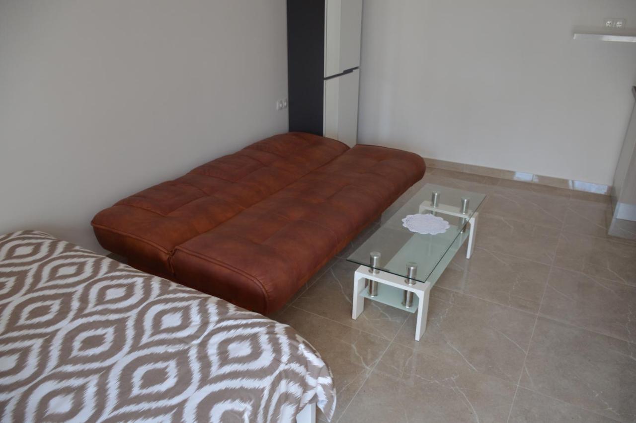 פרוויץ' שפורינה Studio Apartman Kata מראה חיצוני תמונה